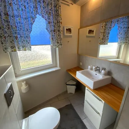 Apartament Stella Maris プツク